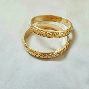 Women's Bracelet (GOLD COLORED)
